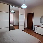 Adi's House * 地拉那