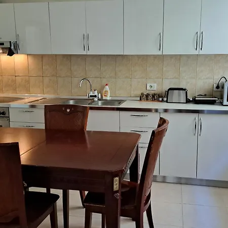 Adi's House Tatil Evi