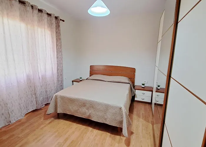 度假居 Adi's House 地拉那