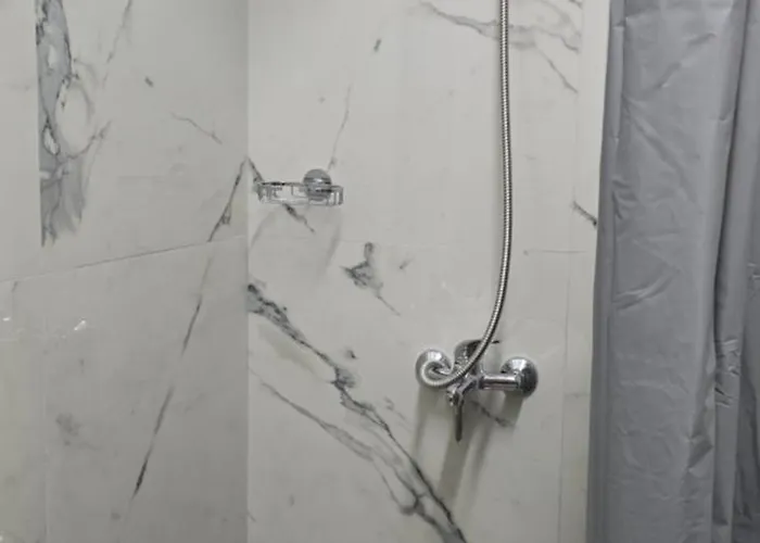 度假居 Adi's House