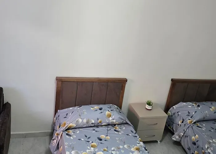 度假居 Adi's House