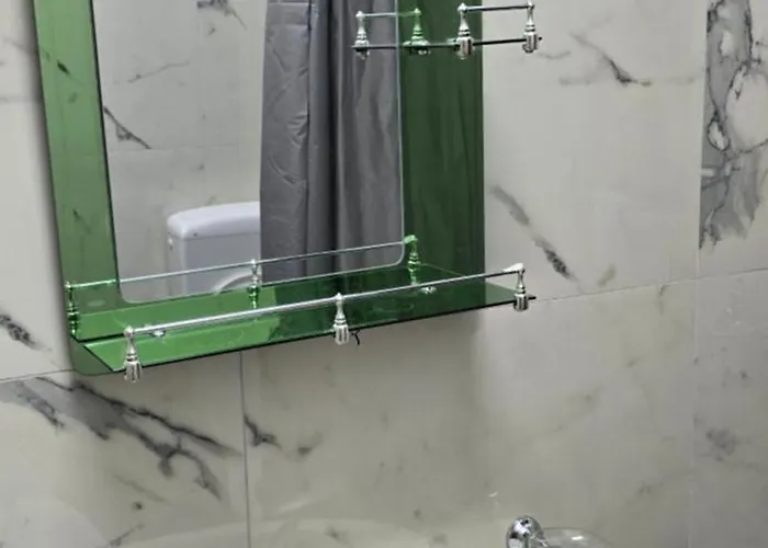 Adi's House 度假居 地拉那