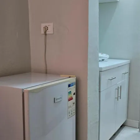 Adi's House * Tirana