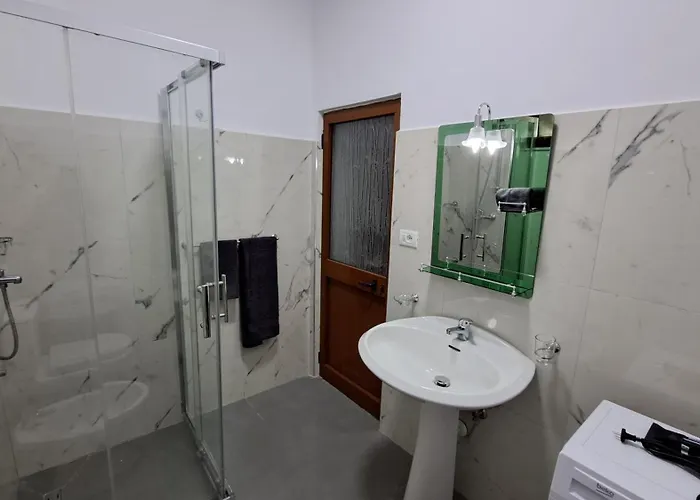 Adi's House Nyaraló *