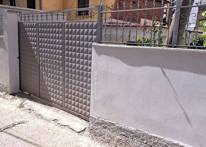 Nyaraló Adi's House Tirana